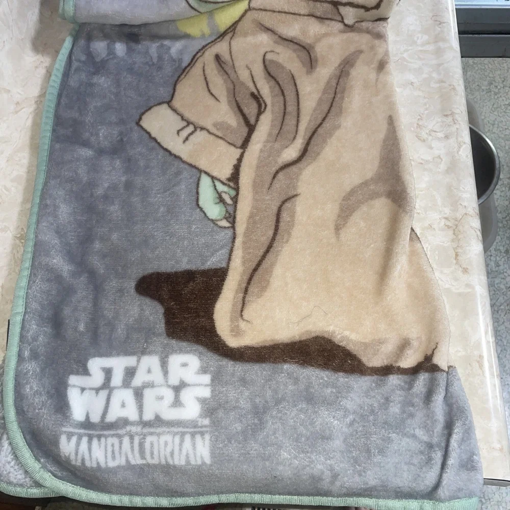 Star Wars Licensed Baby Yoda Child's‎ Blanket